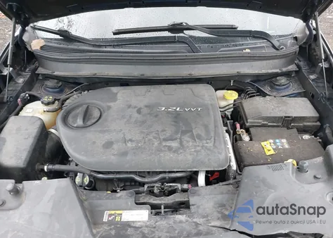 2014 Jeep Cherokee Latitude z USA, uszkodzony, nr VIN 1C4PJMCSXEW187834